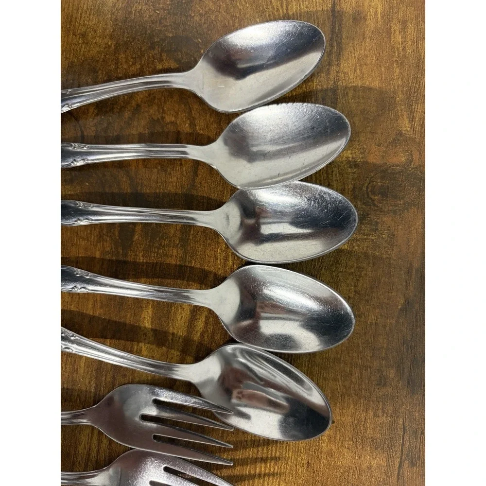 simeon l george h rogers oneida Silverware Lot Of 5 Spoons 4 Forks